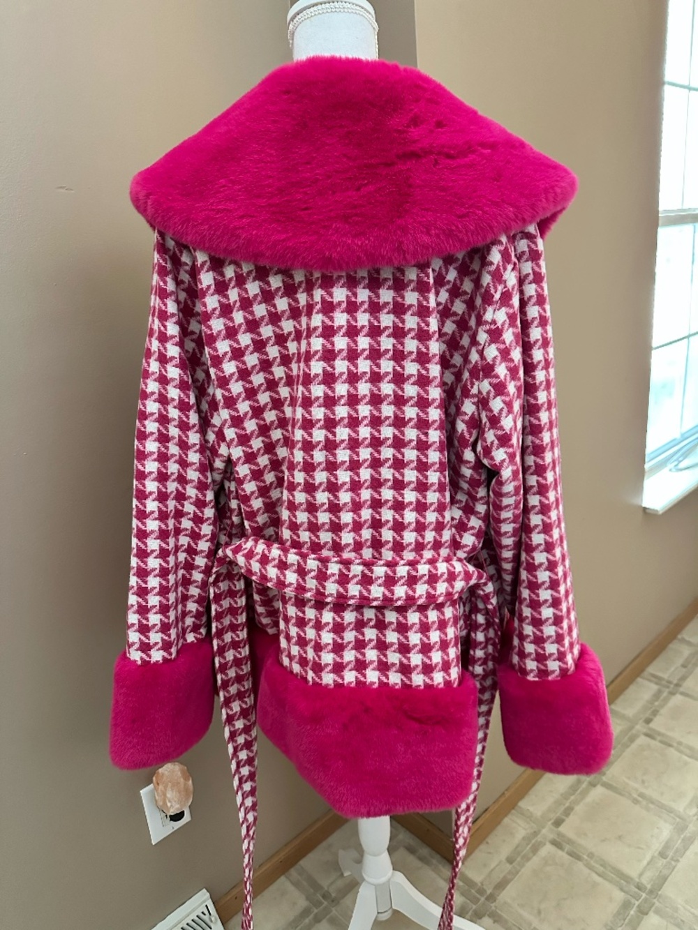 VENUS Printed Houndstooth Faux Fur Trim Coat Jacket NWT - Picture 7 of 9